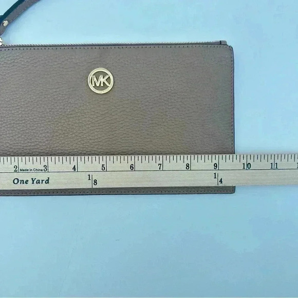 Michael Kors Zippered Wristlet Wallet - Picture 6 of 8